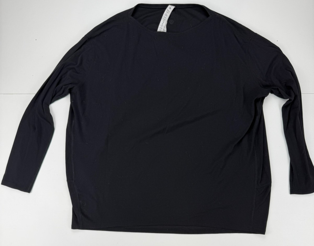Lululemon Womens 8 Black Oversized Long Sleeve Top Relaxed Fit Athletic